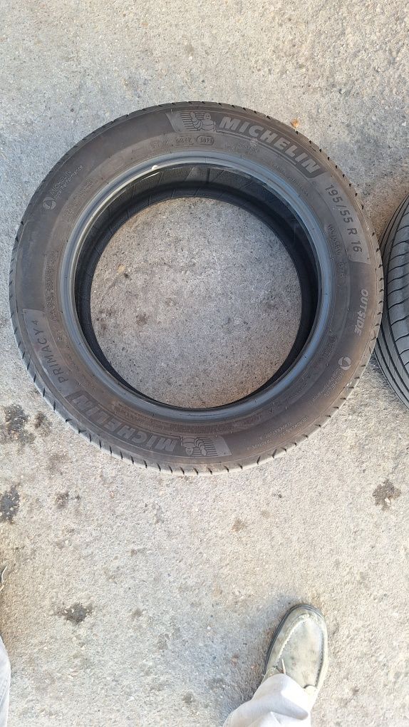 Vand anvelope michelin 195/55/R16 de vara