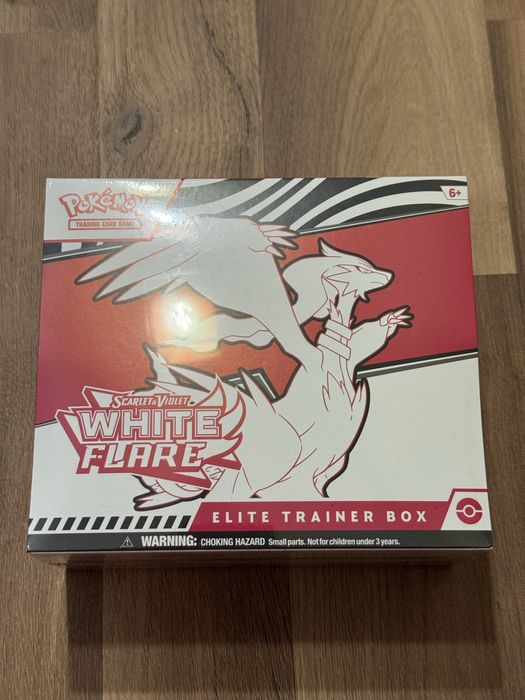 Pokemon TCG White Flare Elite Trainer Box ETB