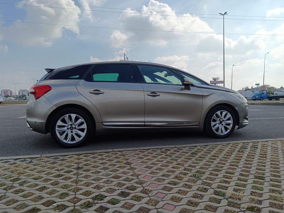 Vând Citroen DS5