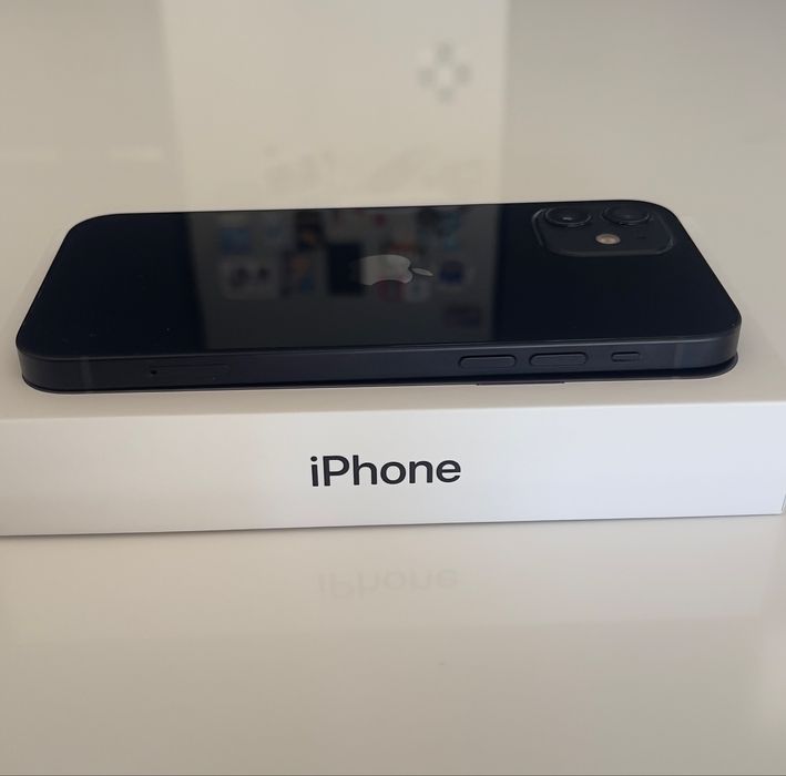 Apple iPhone 12 128GB в Перфектно състояние - Син