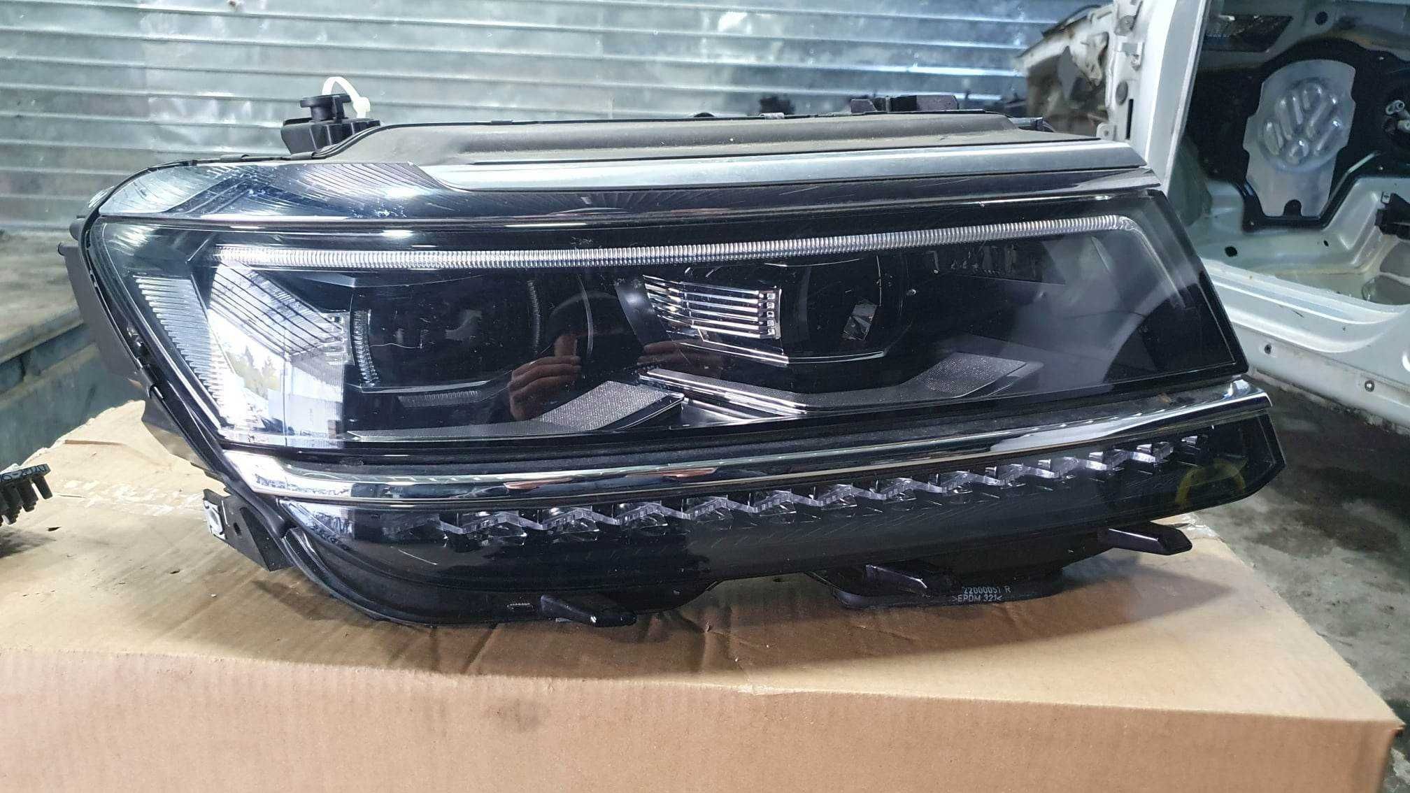 far dreapta full led Vw Tiguan 2016-2020