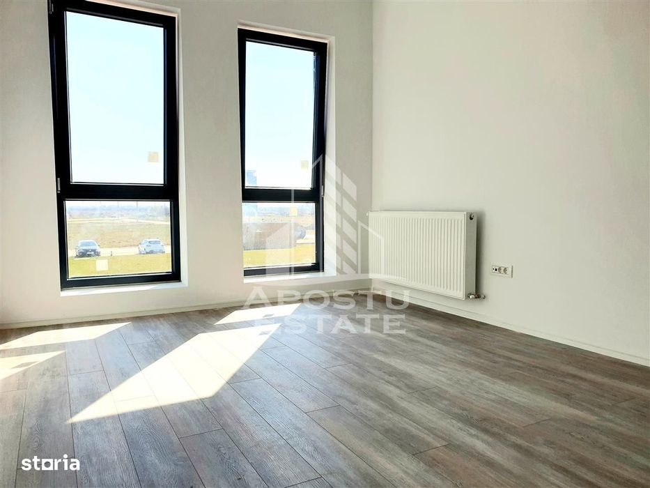 Apartament cu 2 camere,  semidecomandat, in zona hotelului IQ