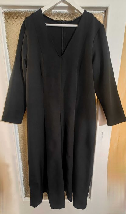 Вечерна рокля Reserved