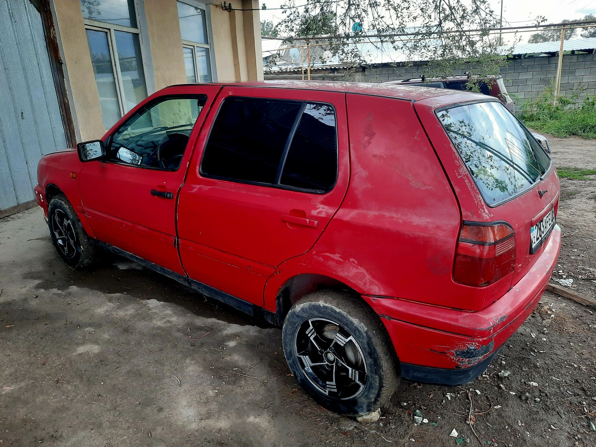 Продам Golf 3 срочно