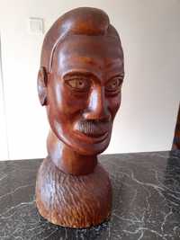 Statueta cap barbat, sculptata in lemn, inalt 34cm si 1,7kg