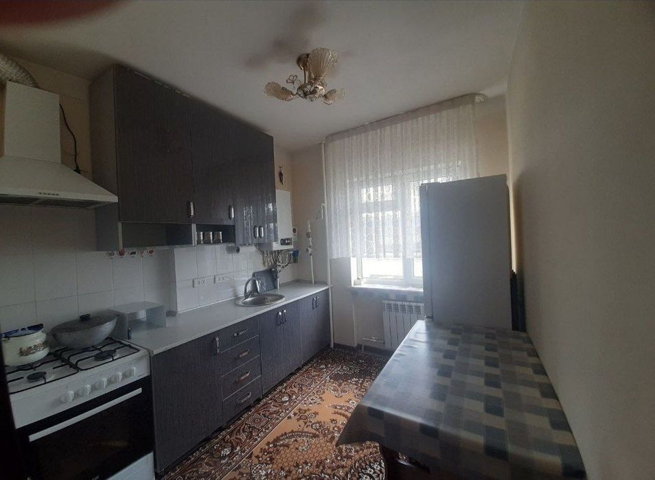 Bezmakler Buyuk ipak yoʻli metro yaqnida arenda