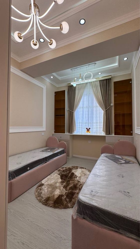 Продается 3 комнатная квартира площадью 79 кв.м. Рядом с Зафар