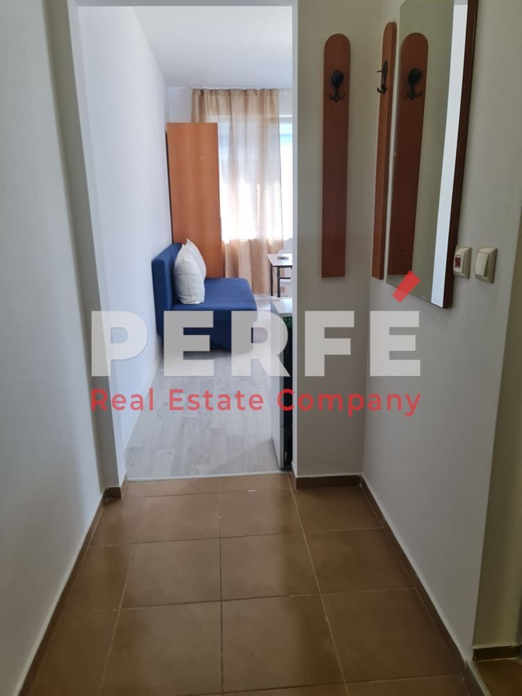Продава се Двустаен апартамент в Поморие - 52 кв.м за 1125 €/кв.м - Снимка #4