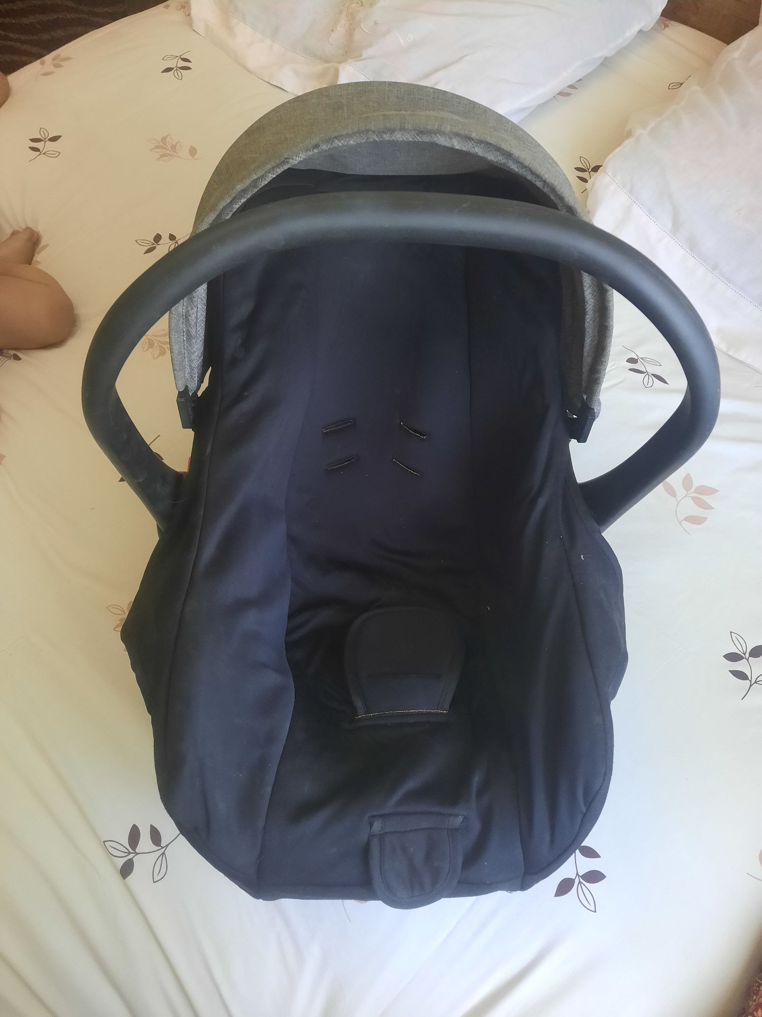 Babycar Sotiladi. holati zor