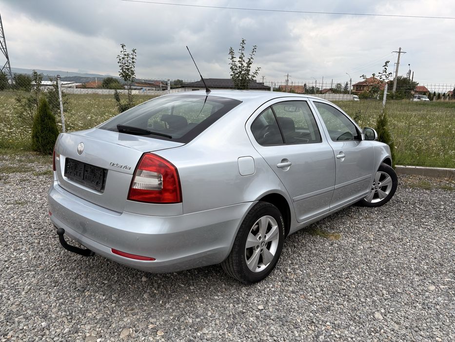 Skoda Octavia 1.4 tsi !!!Schimb cu duba de marfa sau box !!!