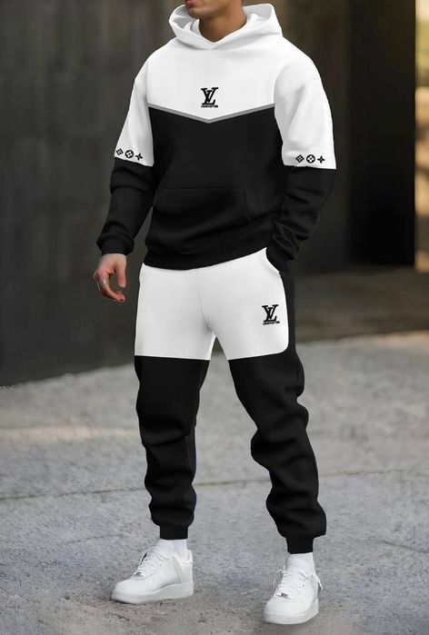 Treninguri unisex LV din bumbac , sigle cusute 
Albastru închis xxl 
N