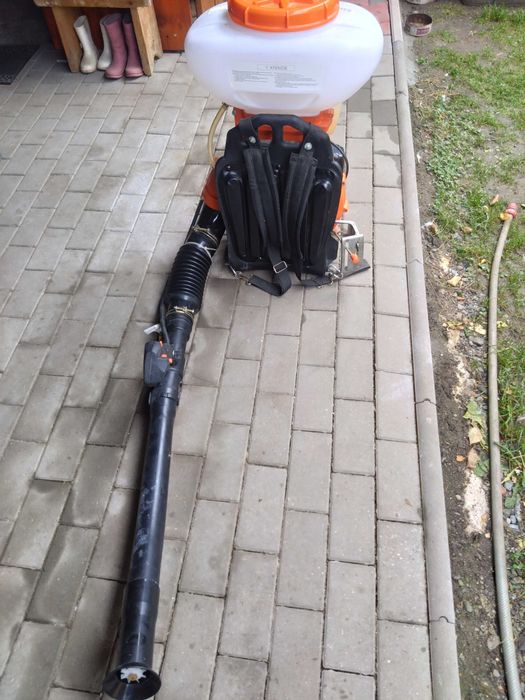 Vând atomizor Ruris 103s