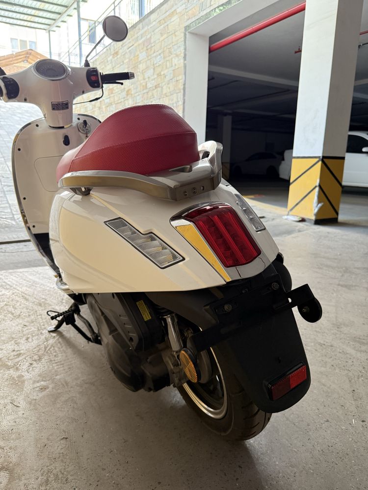 Скутер Lifan Sienna, два по цене одного (мотоцикл)