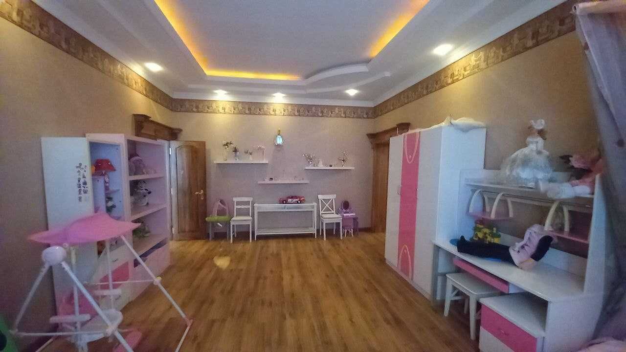 Беруний метро бекати, Ташми. 6 сотих, 2 каватли ЕвроУй сотилади