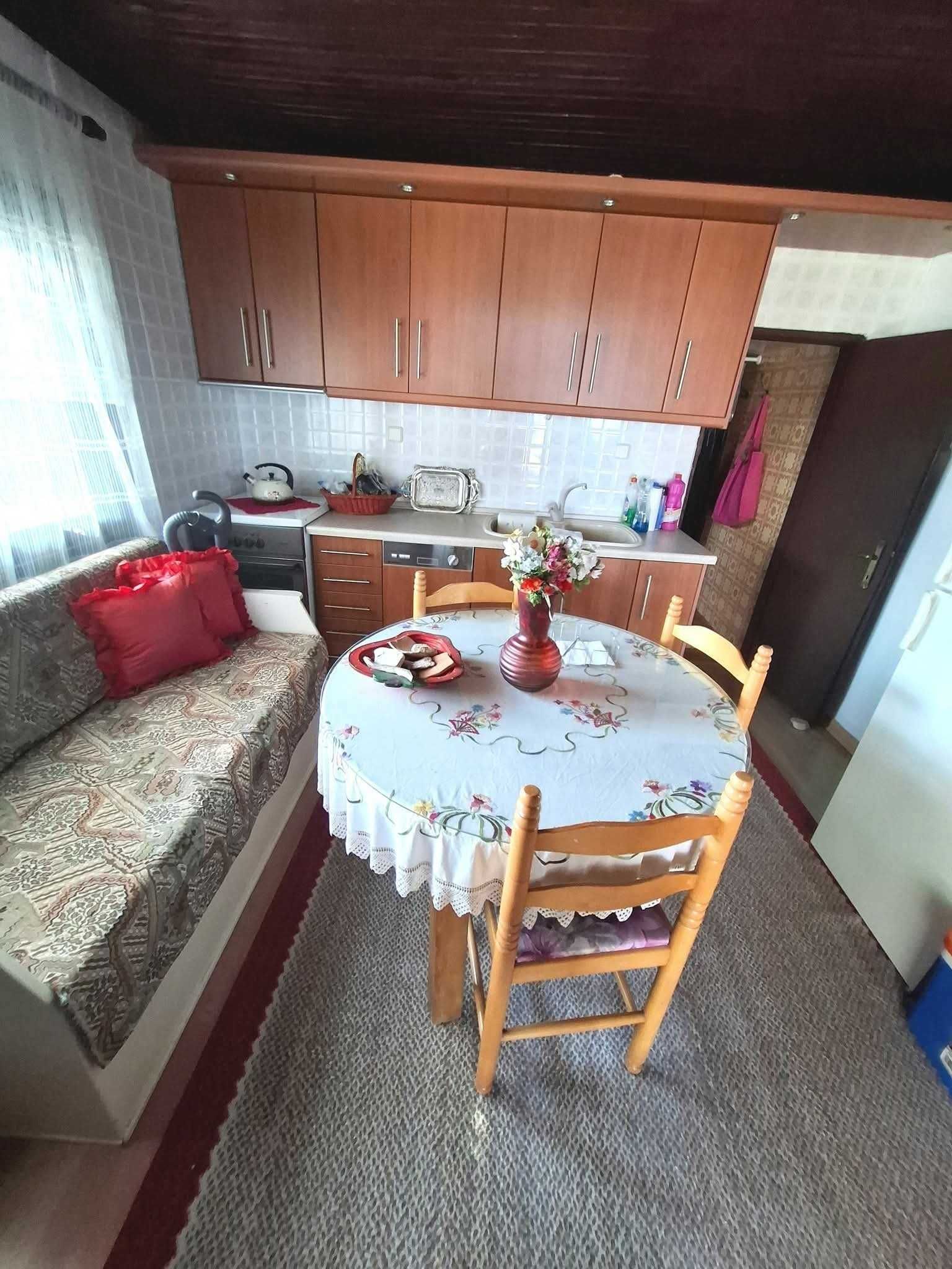 Продава къща 140м2 с изглед към морето с двор 264м2 Аспровалта, Гърция