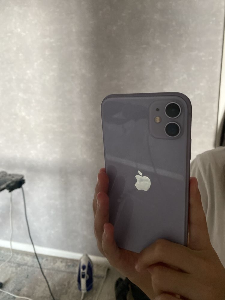 iPhone 11 фиолетового цвета[128g]