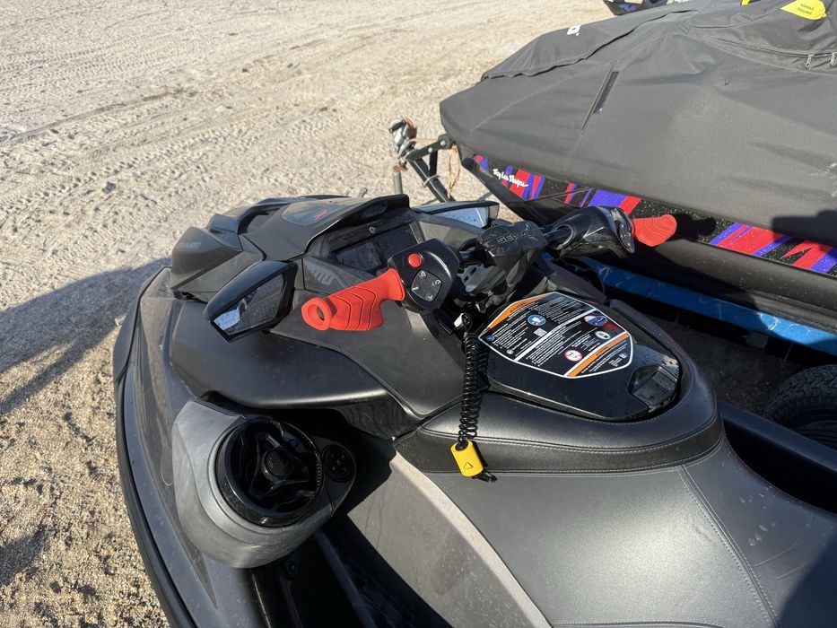 Jet ski Sea Doo RXP XRS 300 2023