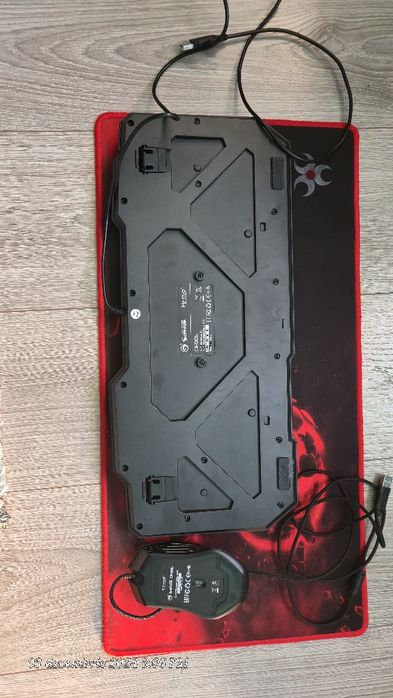 Tastatura, mouse, mouse pad