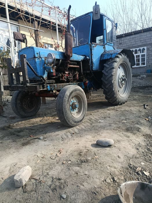 Tiraktor 28 sotiladi