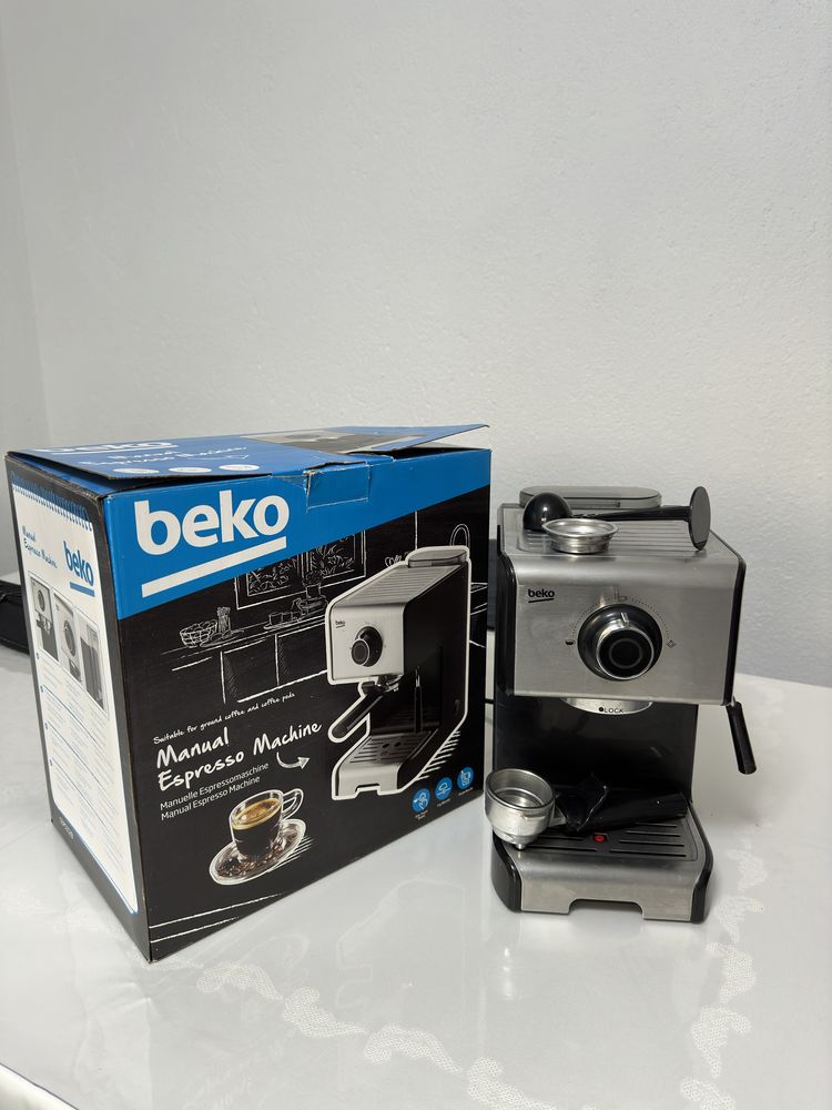 Продавам кафемашина Beko Espresso.