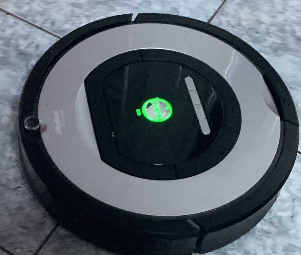 Aspirator robot Roomba iRobot