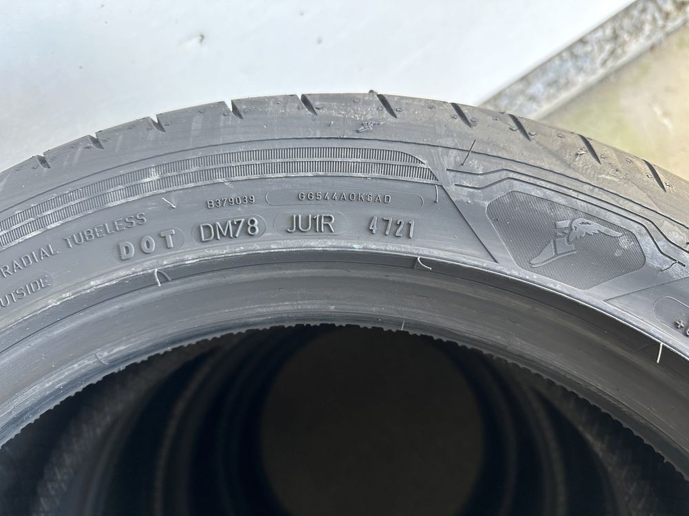 225/50r18 Goodyear