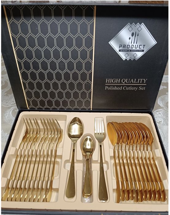 Набор столовых приборов