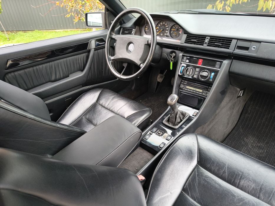 Mercedes-Benz E-Klasse 230CE Oldtimer w124