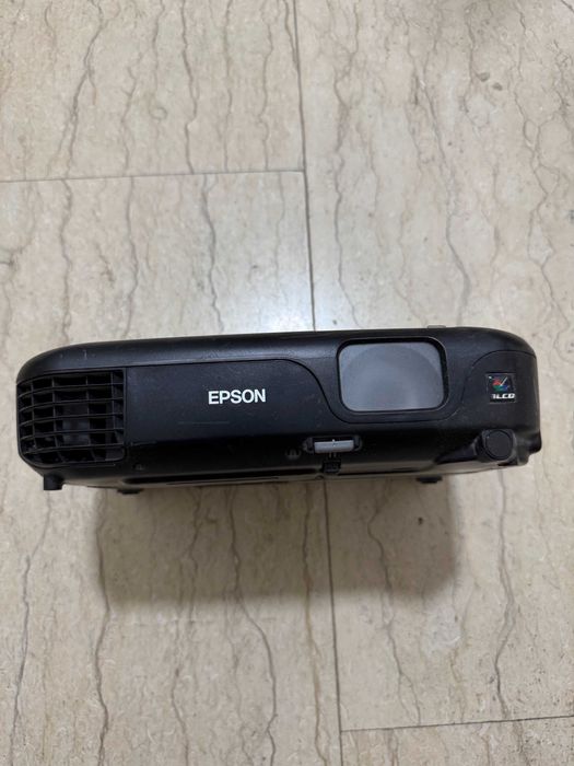 Proiectoare Epson EB S02 si EB S11 2 buc