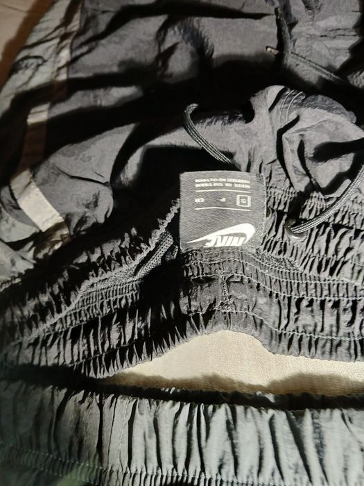 Nike оригинален шушлек комплект – M (горнище) / S (долнище) – отлично
