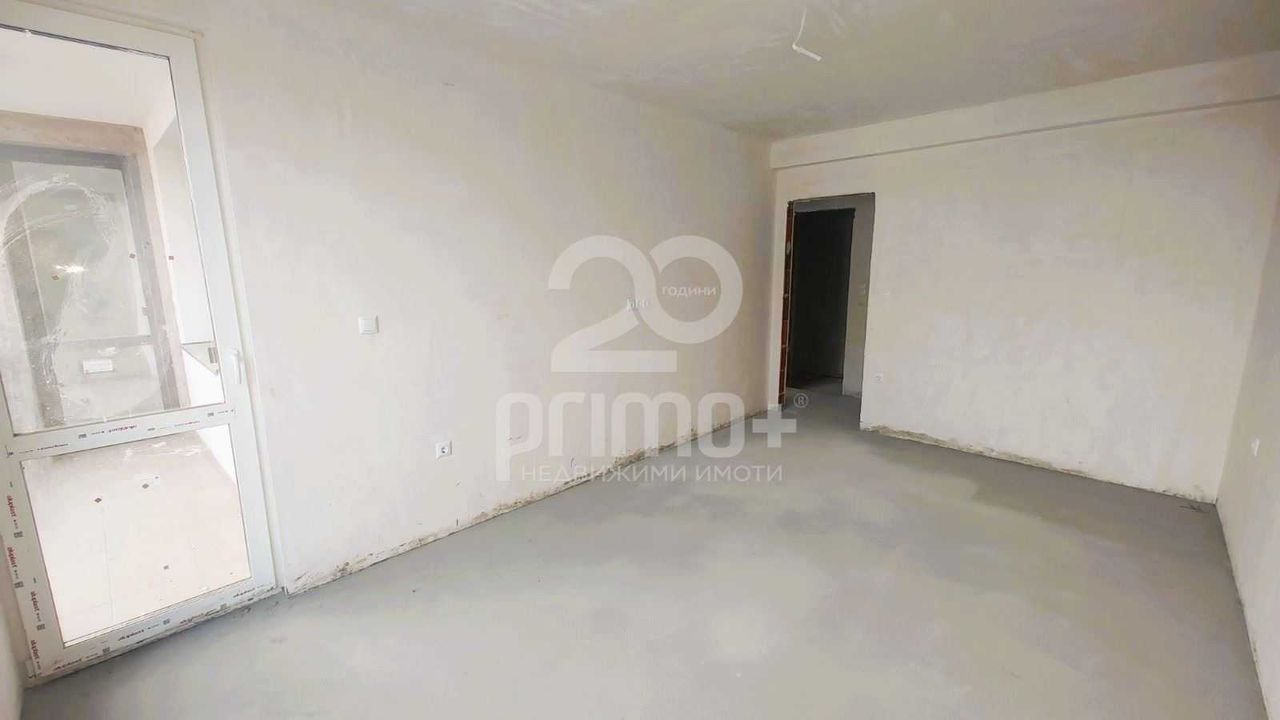 Продава се Тристаен апартамент в Велико Търново, Център - 93 кв.м за 1377 €/кв.м - Снимка #8