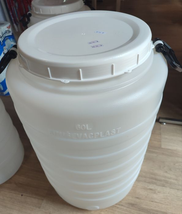 Бидони от 10 до 120 литра