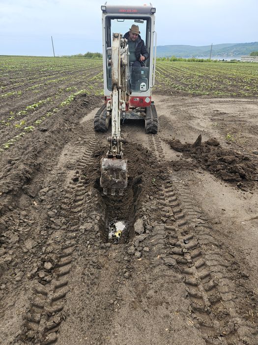 Услуги с бобкат,мини багер и самосвал с кран