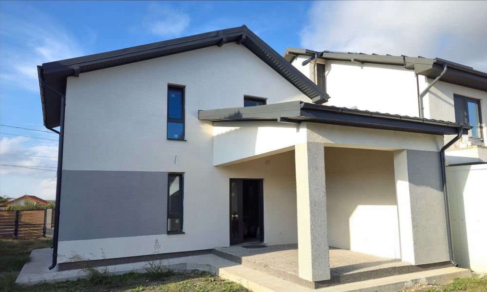 De vanzare casa parter si mansarda moderna