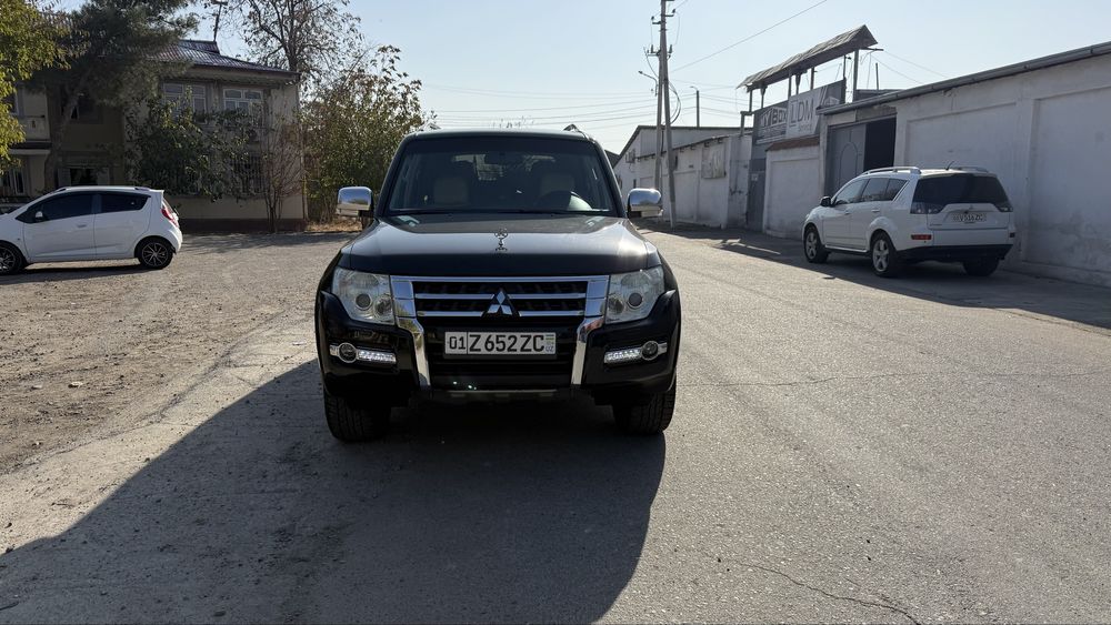Продается Mitsubishi Pajero