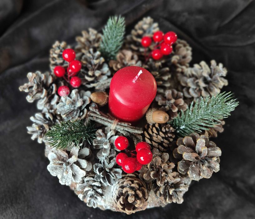 Коледни свещници и венчета ръчна изработка