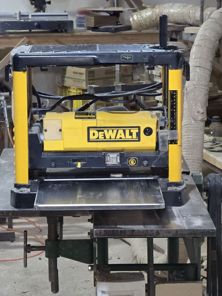 Resmus Dewolt 733