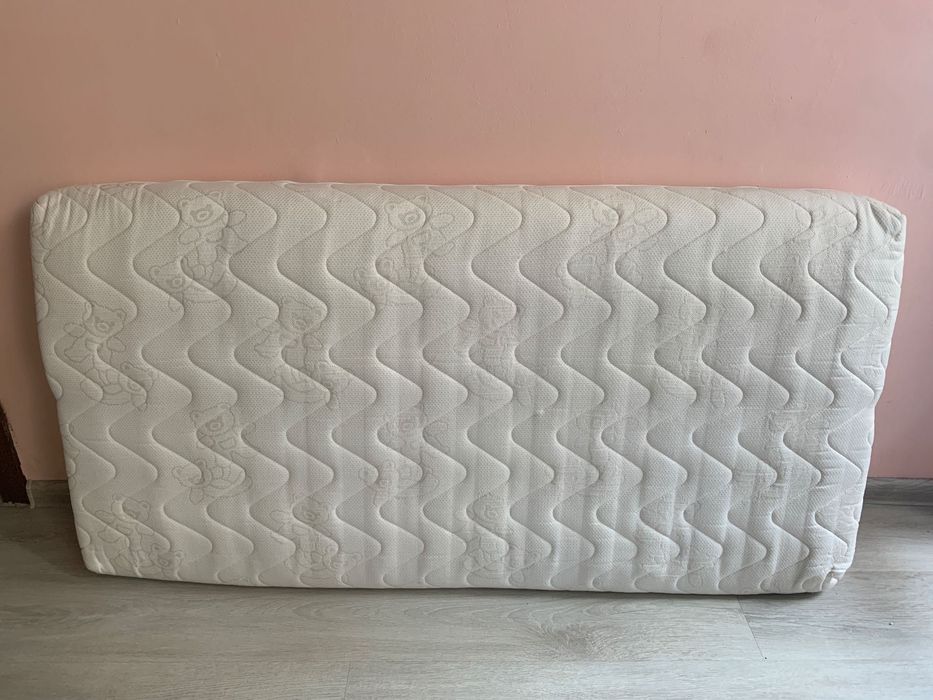 Ортопедичен бебешки матрак с кокос, вълна и памук. 70х140х12см.