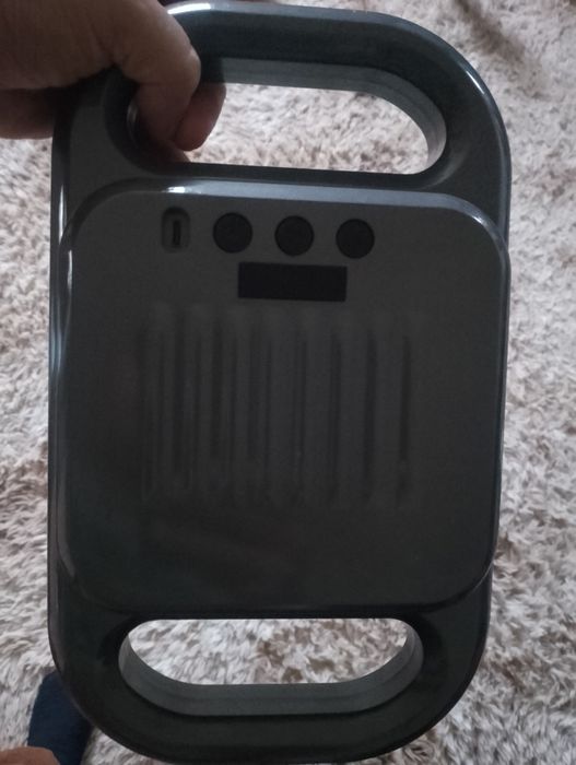 Массажёр ручной .