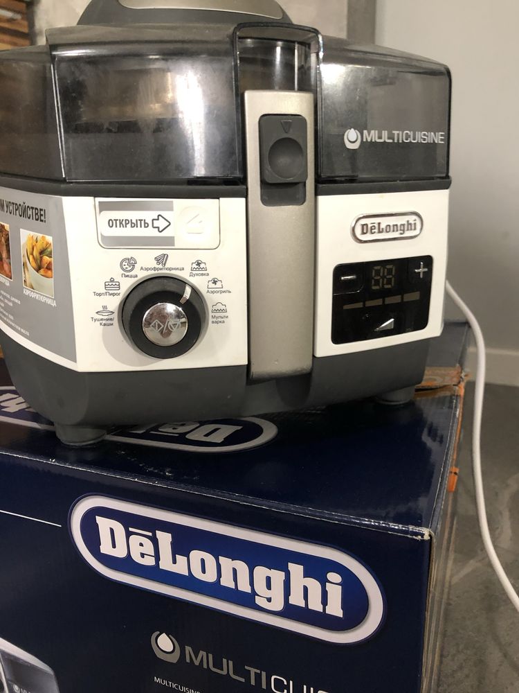 Мультиварка Delonghi MultiCuisine