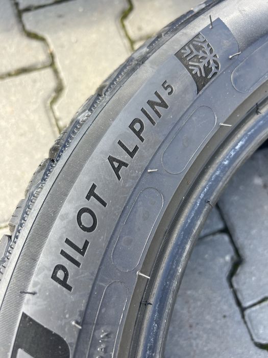 Anvelope Noi 215 50 18 Michelin Alpin 5 Iarna Ford Puma Mazda CX-3