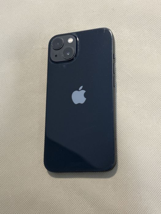 iPhone 13 în stare bună