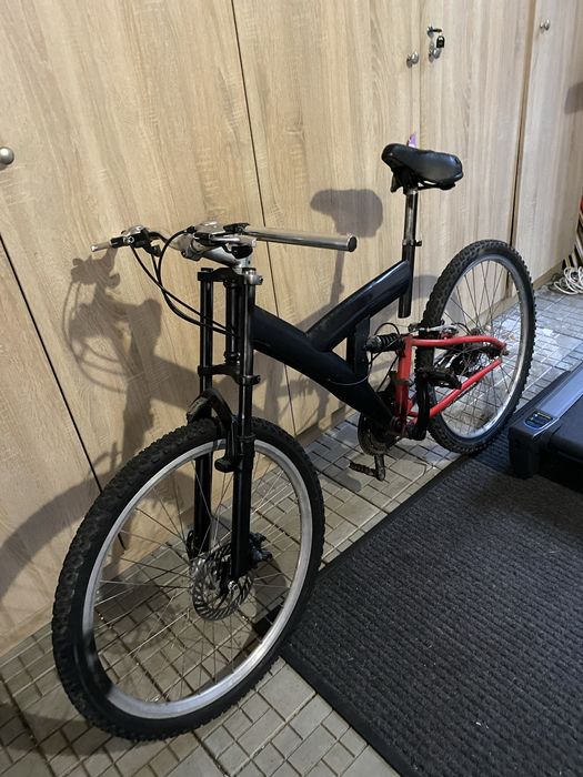 Bicicleta full suspension roti 26’ Vand urgent!!!