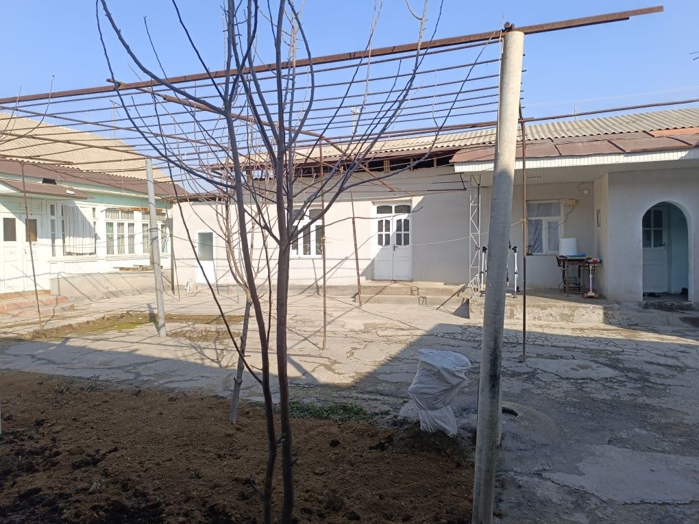 Uy sotiladi tezroq sotilish kerak