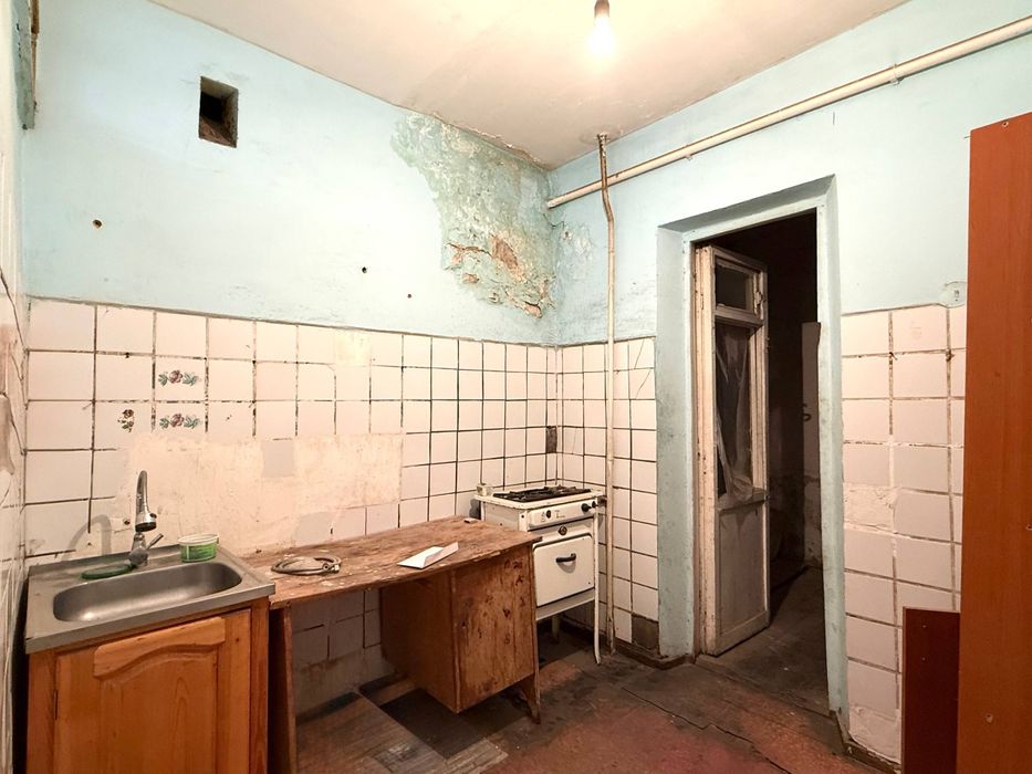 3/5/5,метро Алмас,Ахангаранское Шоссе , можно под Ипотеку 
Метро Алмас