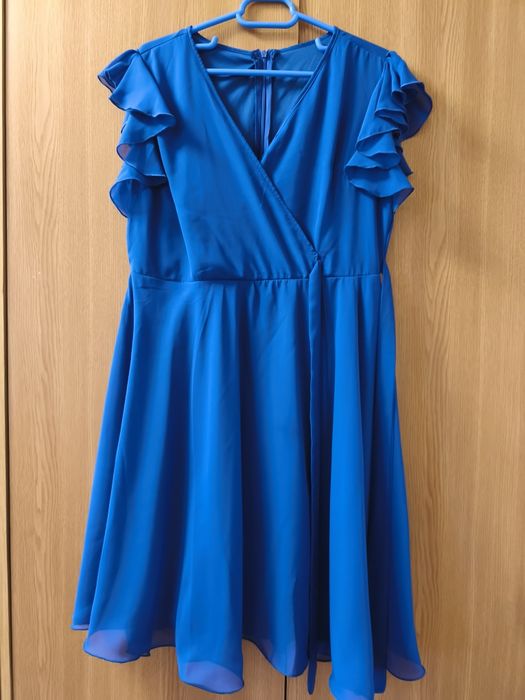 Rochie albastra foarte bună