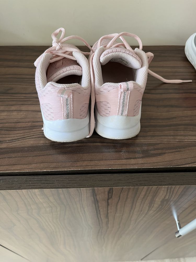 Маратонки Skechers