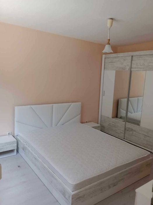 Чисто нова спалня в гаранция