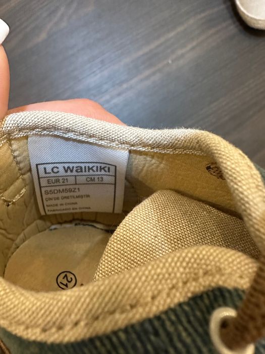Спортно-елегантни обувки за бебе LC Waikiki
