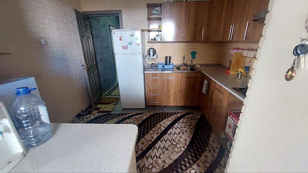 Продам 2 ком Юнусабад 9 квартал